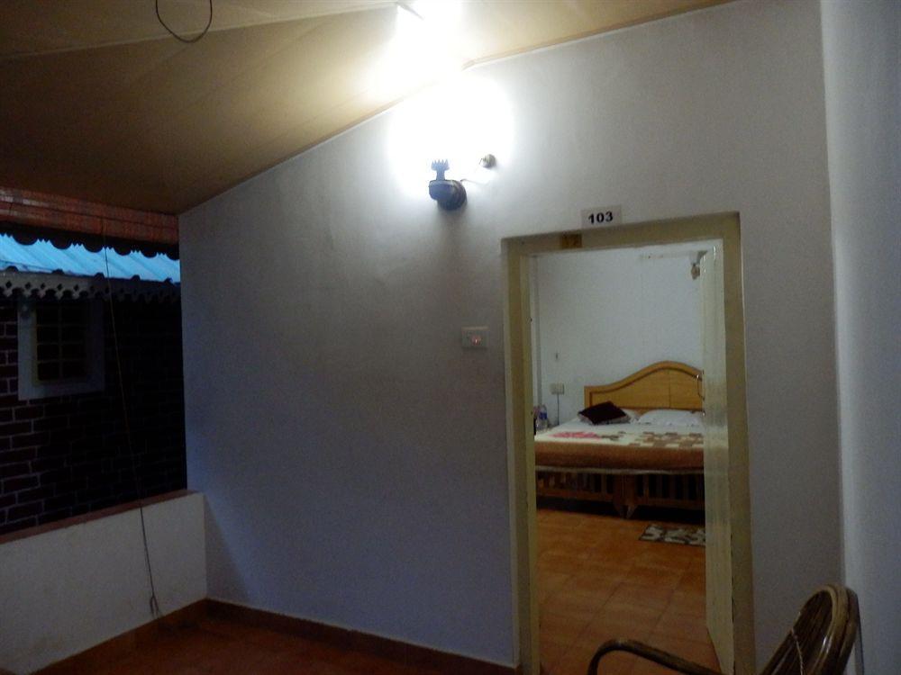 Green Garden Cottage 提喀迪 外观 照片